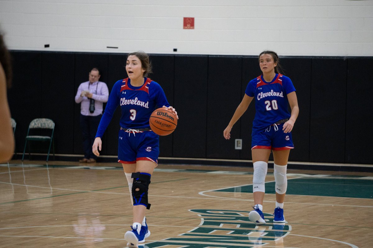 Proud of our girl and her team this week! Hopefully soon the Hurst girls will be on the court together. <a href="/addisonnhurstt/">addisonnhurstt</a> <a href="/LaurenHurst25/">Lauren Hurst</a>