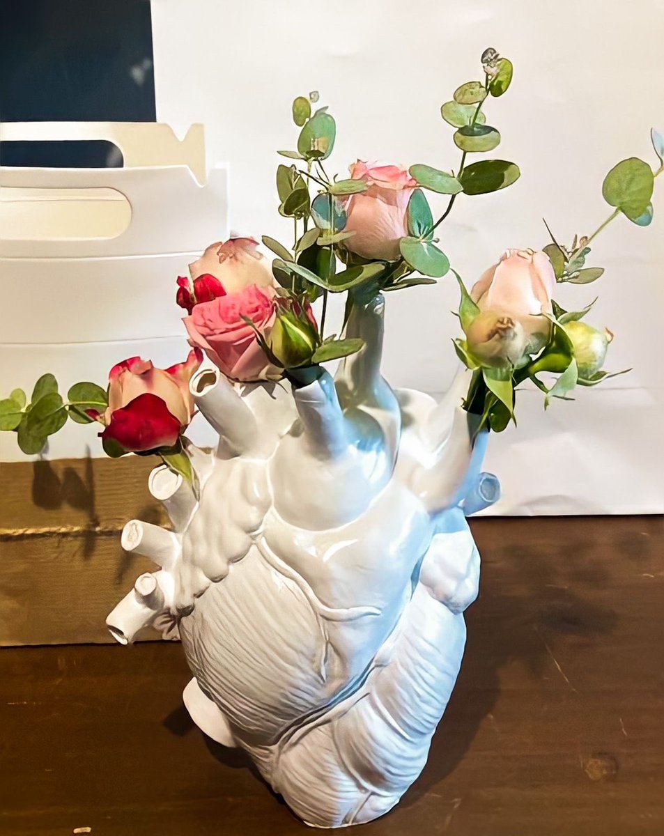 Vases_5's tweet photo. https://t.co/nFzTg06J8c