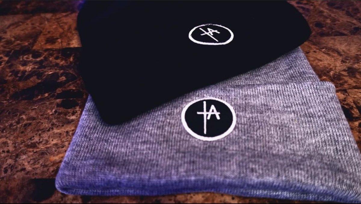 Deadlydillgame's tweet photo. Shout out to Fearless Apparel for the sweet beanies 👀🤙🏻. #fearlessLa #fearlesschurch #fearlessmerch https://t.co/vMhGaK8ZgI