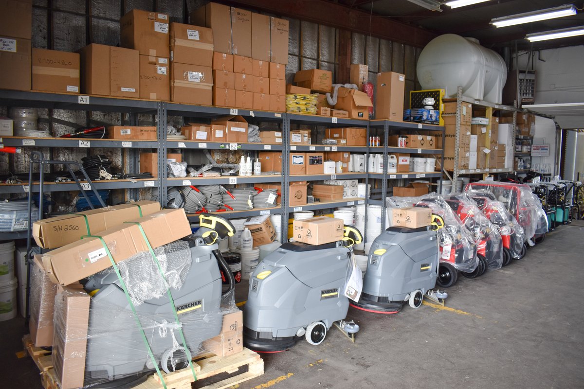 EnzosCleaning's tweet photo. 𝐀 𝐧𝐞𝐰 𝐬𝐡𝐢𝐩𝐦𝐞𝐧𝐭 𝐣𝐮𝐬𝐭 𝐢𝐧 𝐭𝐢𝐦𝐞 𝐟𝐨𝐫 𝐭𝐡𝐞 𝐍𝐞𝐰 𝐘𝐞𝐚𝐫.
Our warehouse is STOCKED with hard-to-get products from floor scrubbers to pressure washers ・💦 ✅・ Call our crew for sales, service, and chemicals. Unbeatable customer service! #industrialcleaning https://t.co/ZjIX1hE15c
