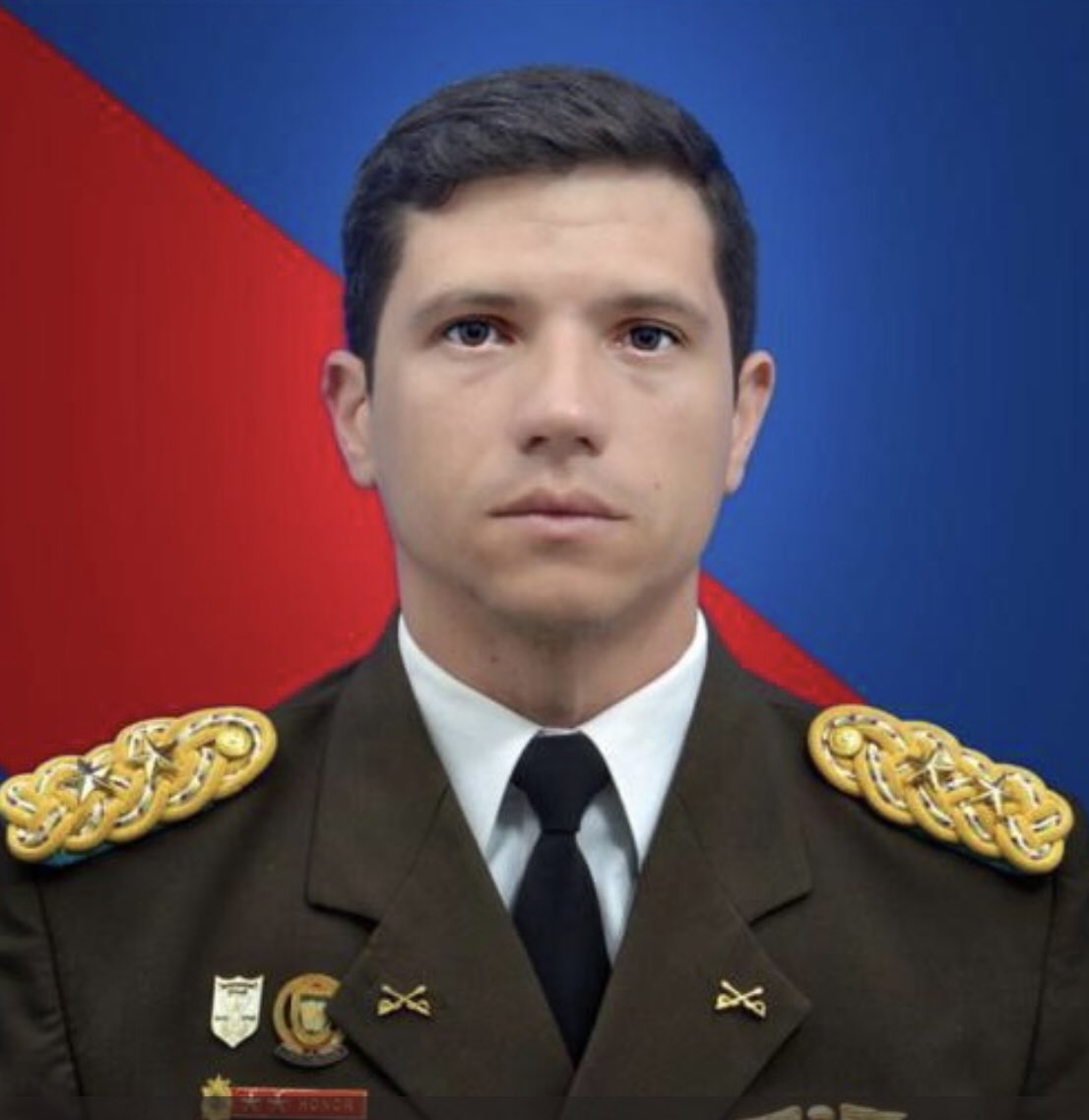 ovierablanco's tweet photo. A 9 días de iniciar huelga de hambre el Tcnel (Ej) Igber Marín Chaparro, alertamos al mundo y organismos internacionales defensores de DDHH, que su vida corre peligro y que el régimen no garantiza su integridad. @mbachelet @ONU_es salvemos la vida de los presos políticos Vzlanos. https://t.co/k0xOhJzaWu