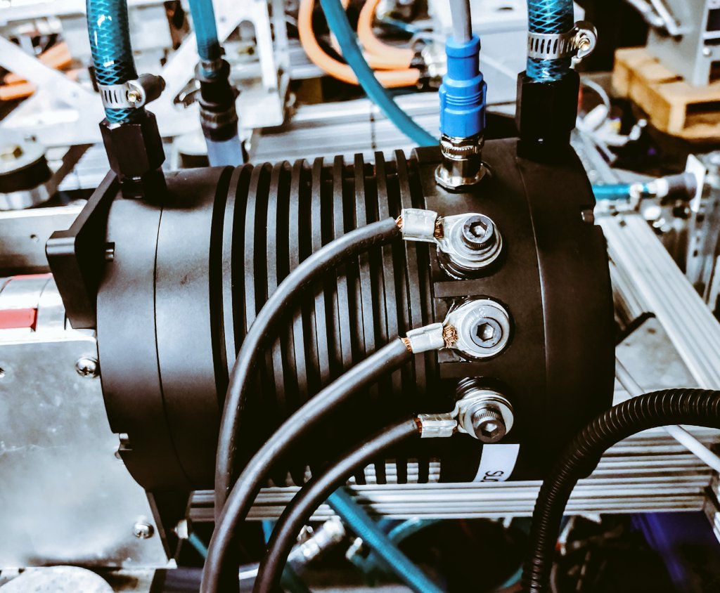 DHXmachines's tweet photo. Wrapping up a productive 2021 and looking forward to 2022. Happy New Year to All!! https://t.co/UEpaCg2CCt