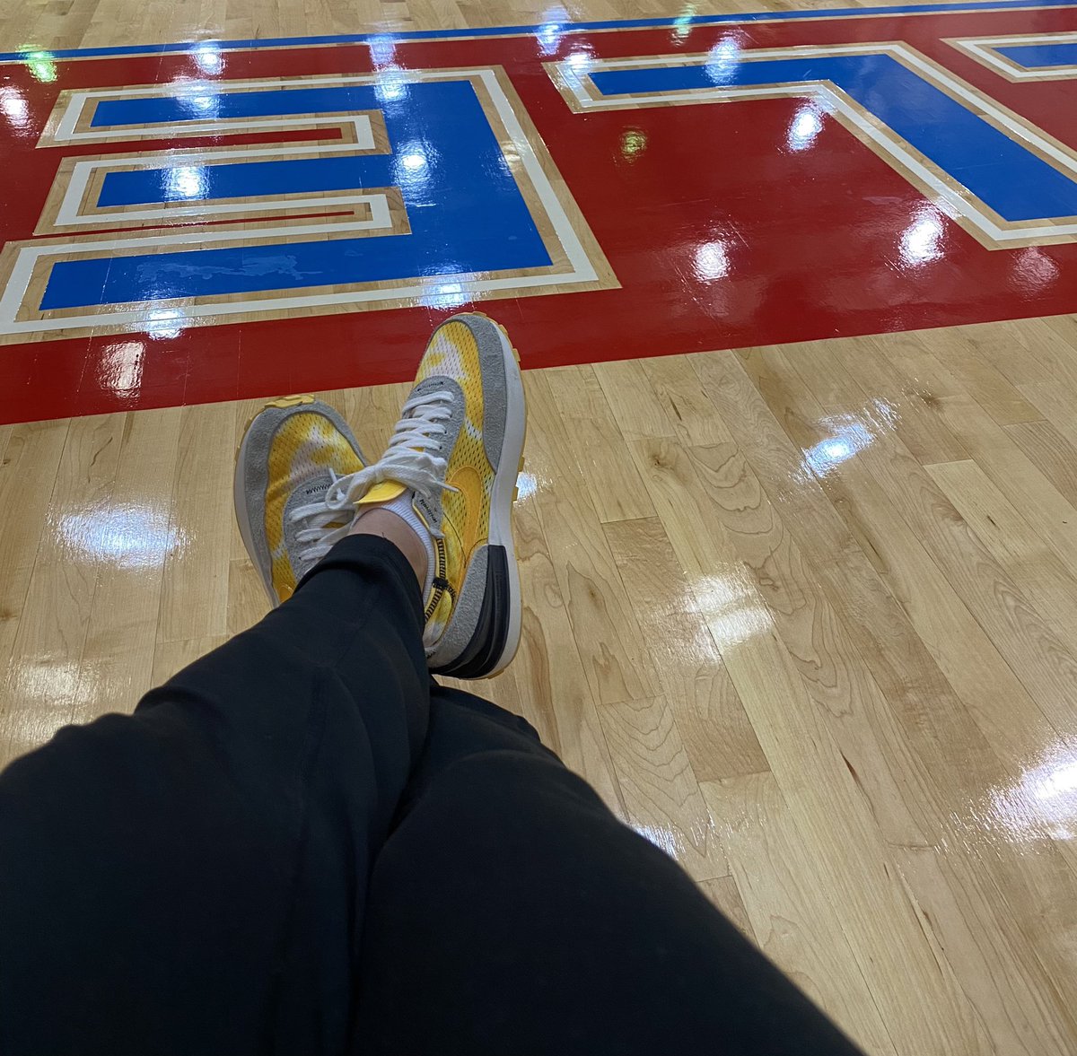 NickiCollen's tweet photo. #KOTD recruiting style @BaylorWBB #nikeelite #waffleone https://t.co/kDWll0eEO3