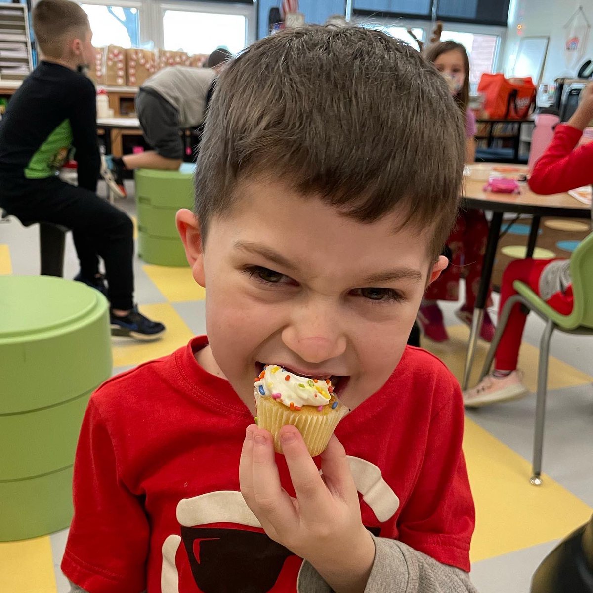 LynnetteMGall's tweet photo. Happy 8th Birthday to G on Christmas Day! Loved celebrating him so much ❤️ #secondgradecadets #onevillage https://t.co/tiAOYqBWhn