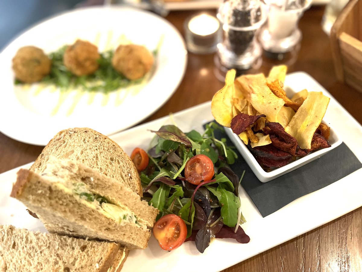 Mark Capra tweet media