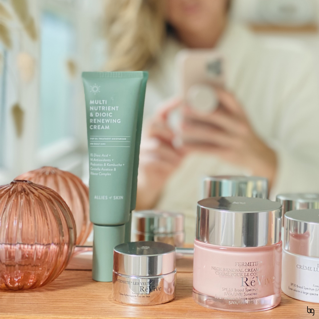 bglowing's tweet image. Our priority the week between Christmas &amp;amp; New Years? Self-care. That includes creating a swoon-worthy shelfie. 🥰