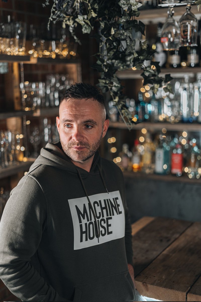 machinehousecl's tweet photo. #MachineHouse Clothing
Online January 2022
#Tshirts
#Hoodies https://t.co/Rs32j3dD56