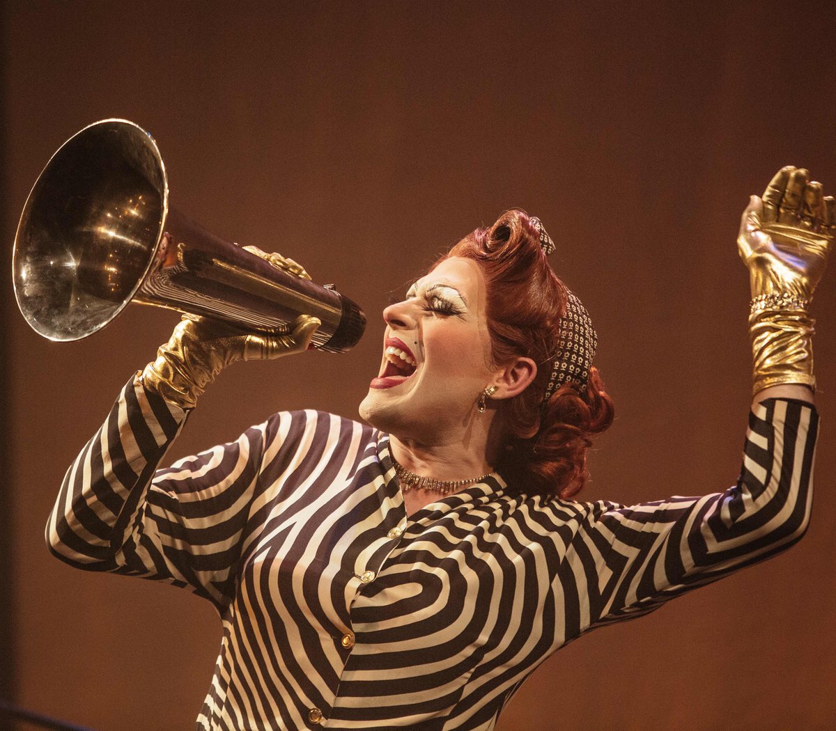 HPRodeo's tweet photo. Pearle Harbour’s Agit-Pop!, January 27-29! For only 3 performances catch this raucous and ever-changing cabaret.
Tix https://t.co/6In1D0qgUd
@pearleharbour Pic @tanjatiziana
#yycnow #yycevents #yycarts #Pride365 #pearleharbour #yycDrag #yycgay #CalgaryDrag #yycbuzz #yycnightlife https://t.co/D8pKThLt37