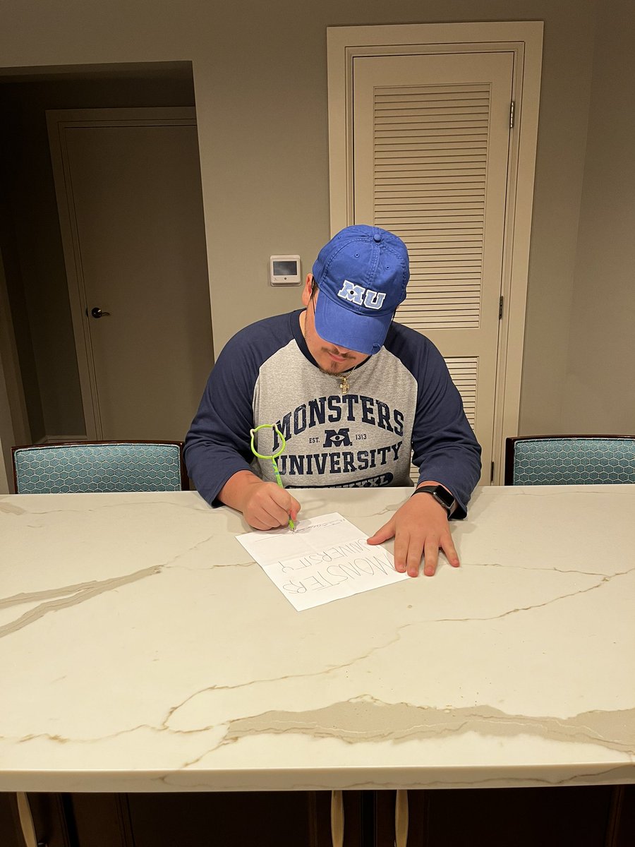 Tony Skumburdes tweet media