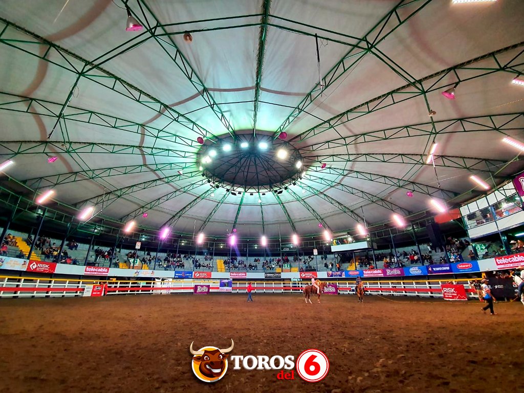 RepretelCR's tweet photo. ¡Una plaza de toros hermosa es la que está en Palmares! 😍🤠 y que sirve de casa para los #TorosDel6 👉 nos vemos a las 8 pm por canal 6 y https://t.co/kOQLNuXelB https://t.co/np1hcj0L8v