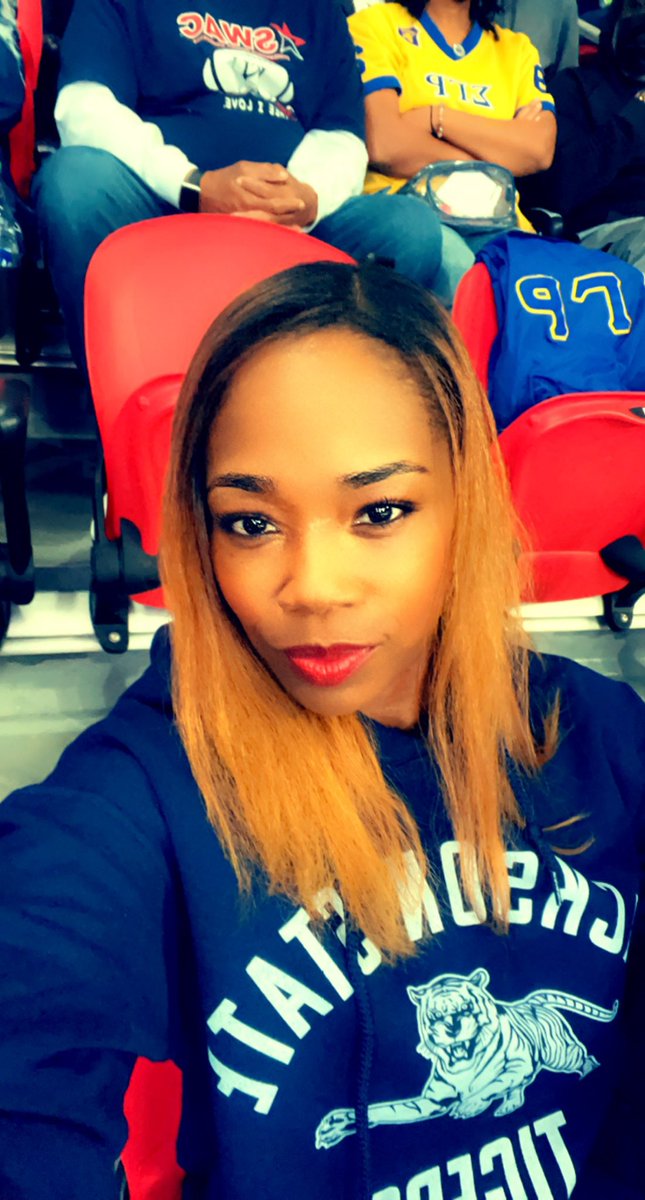 WeOutchea tweet media