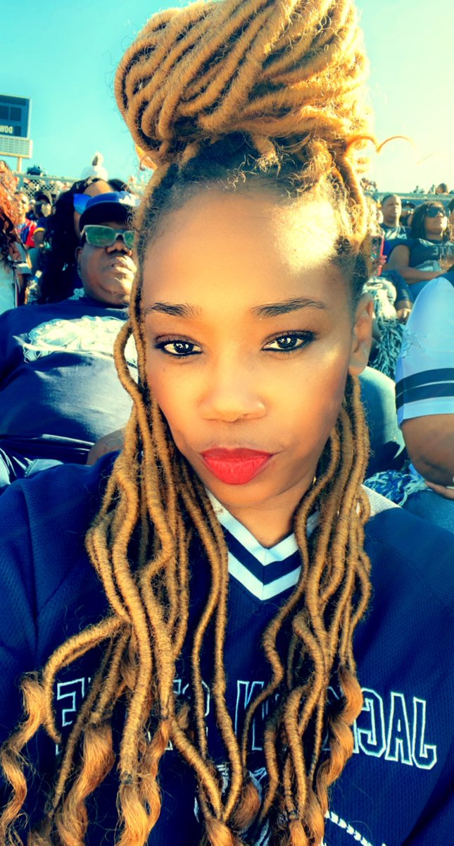 WeOutchea tweet media