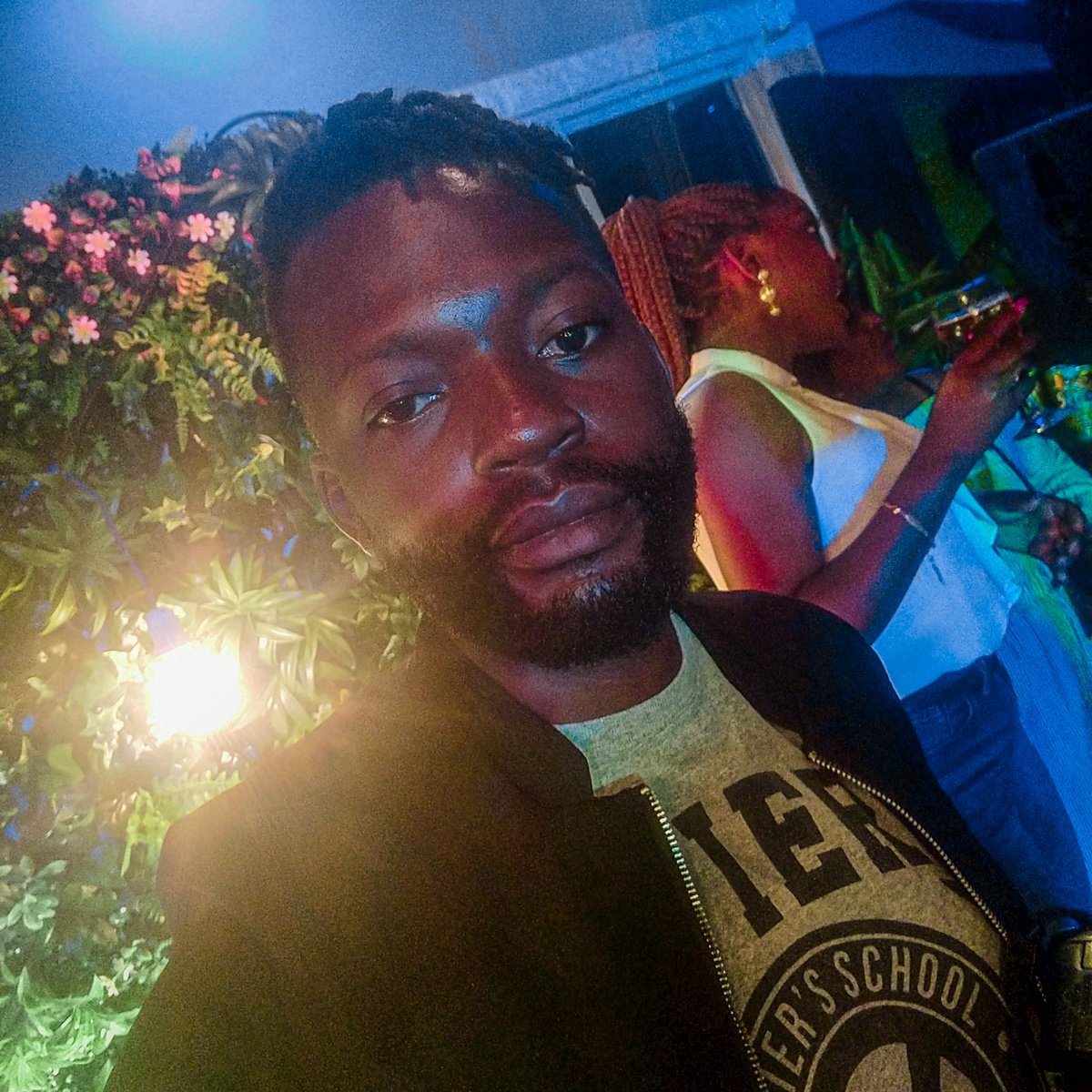 delchino's tweet photo. #NewProfilePic I can't believe how far I've come. The more I grow the more i become myself. Self certainty &amp; enlightenment are the best waves on this journey. #claverestudio. https://t.co/CMmlDtYxsw