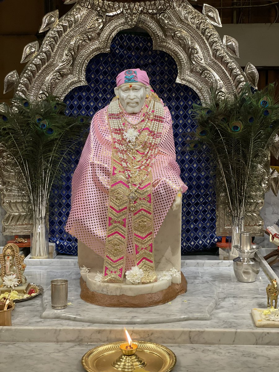 ShirdiMaharaj's tweet photo. Baba, we, Your ignorant children are kneeling before You, and begging for Your pardon. Please look at us with Your Benevolent Eyes, it will automatically remove our sins and guard us from making further mistakes. Who else could help us, if it is not our Beloved Father. OmSaiRam. https://t.co/iU2H58Rw0E