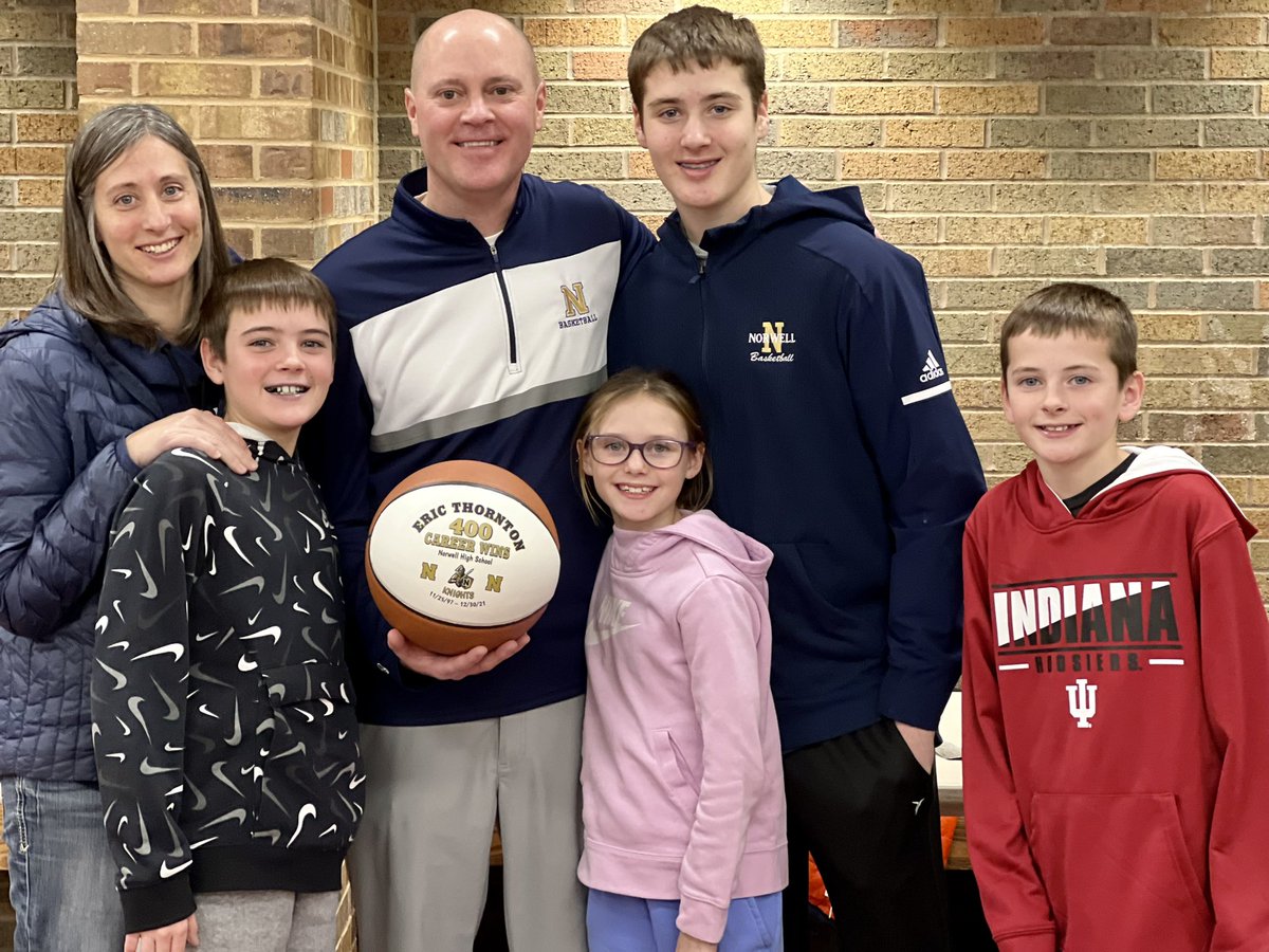 NHSGirlsHoops's tweet photo. Lady Knights WIN!

Final Score:
Plymouth - 44
Norwell - 55

Congratulations Coach Thornton on earning your 400th career win! What a great milestone for a great coach and even better man! 👏👏👏 https://t.co/CwjE64kQDB