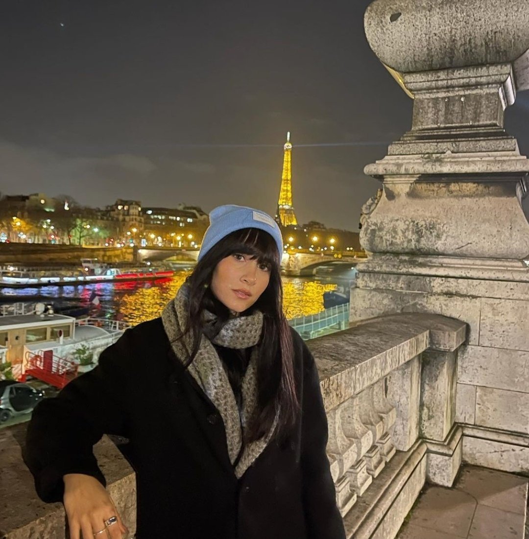 ❭❱ 𝙸𝚗𝚜𝚝𝚊𝚐𝚛𝚊𝚖 𝙿𝚘𝚜𝚝: ⸼ ۪۰۫
⠀⠀⠀⠀⠀⠀⠀⠀↷↷@ɴᴀᴛᴇᴅᴀᴠɪꜱ_
–––––––––––––––––––––––––––

" Mi ratona no va a querer marchar, cada día me enamora mucho más si es posible ella es mi Paris los 365 días del año 💘 " <a href="/CRCSTVL/">𝐊𝐑𝐈𝐒𝐓𝐄𝐍</a>