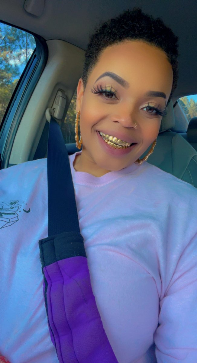 5FeetOf_KickAss's tweet photo. #GLEEEEE 😬🥵😎 https://t.co/LXni51xFB4
