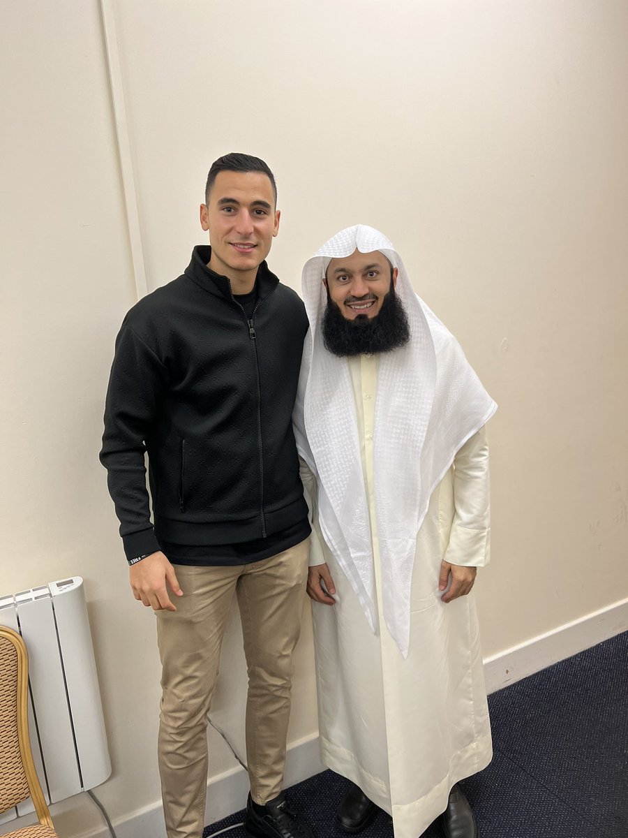 elghazi1995 tweet picture