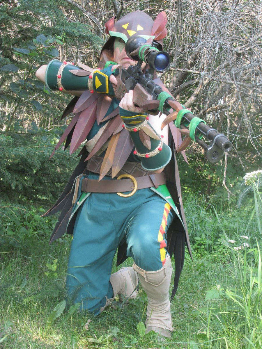 BackyardCosplay's tweet photo. The year is coming to an end so let's have a look at what I built in 2021. 🥰
Finished Clockwork Torvald and Strix, also got a good start on Steelforged Terminus, but it's not quite done yet (only the hammer is finished).

#cosplay #Paladins https://t.co/TsMWPBnE1m