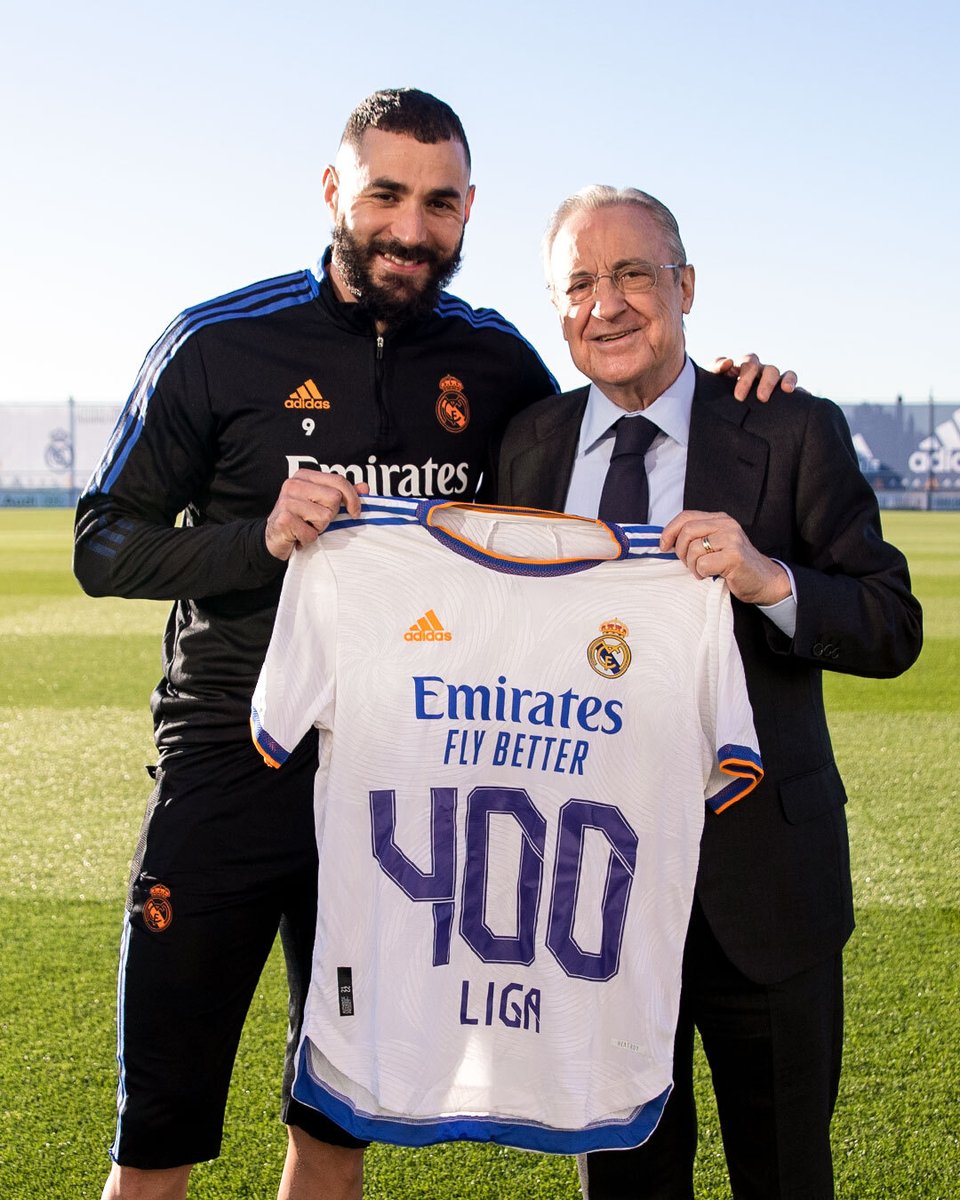 realmadrid's tweet photo. ¡4⃣0⃣0⃣ partidos!
🇫🇷 @Benzema x @LaLiga
#RealFootball https://t.co/RZHVPKpseW