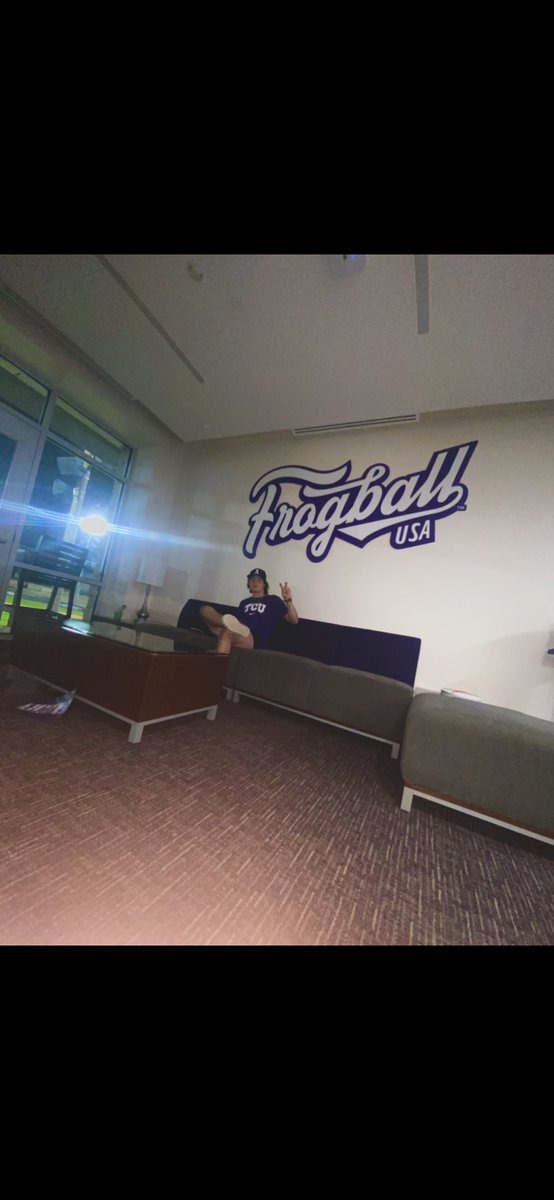 micahkendrick_'s tweet photo. #Commited💜 @TCU_Baseball @NicoMoran https://t.co/iE0zeXgxG4