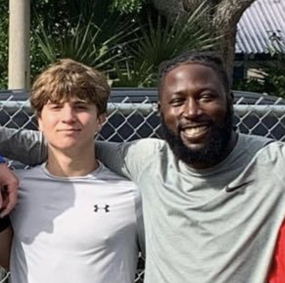 parkerperalesfb's tweet image. Thanks Coach Chaz for challenging me and pushing me to get faster on the field! #excelspeedtraining #lowood #burnbabyburn