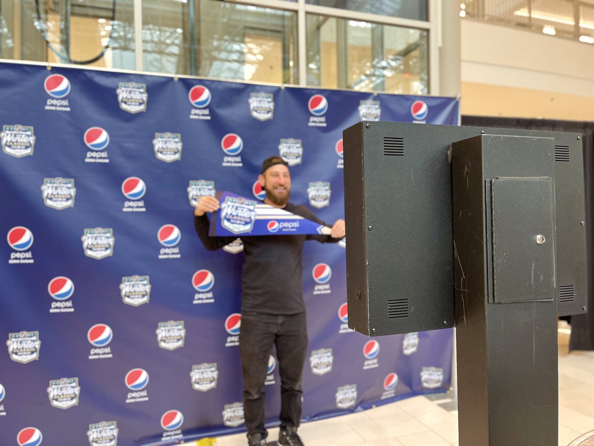 The #WinterClassic excitement is continuing in West Market Square at the Pepsi Zero Zone! 🏒 Play some air + bubble hockey or try your luck at winning <a href="/pepsi/">Pepsi</a> prizes while enjoying free samples. Stop by the Zero Zone now - Saturday! 🙌 Details: bit.ly/3FJp2fl