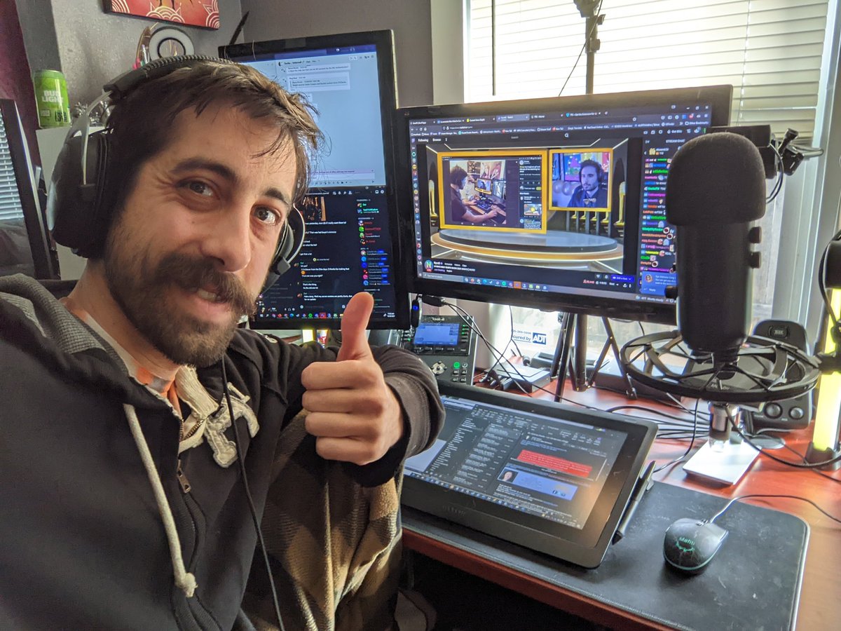 MaximumDel's tweet photo. #NNYS I love me some Comfypeepochatting with #nymn https://t.co/dvVhI7BNr3