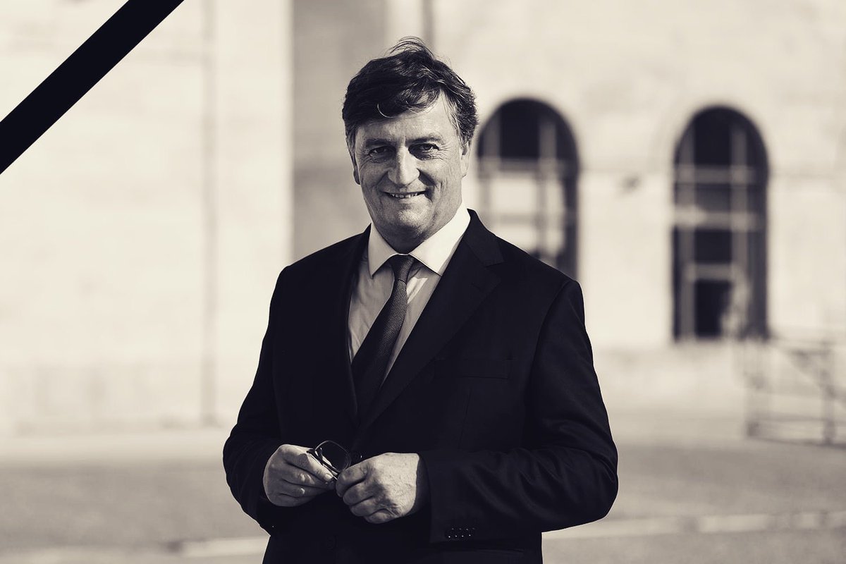 100_deux's tweet photo. Hervé de Talhouët-Roy - Un homme politique de proximité et profondément humain. https://t.co/rM0XJ9GhK6