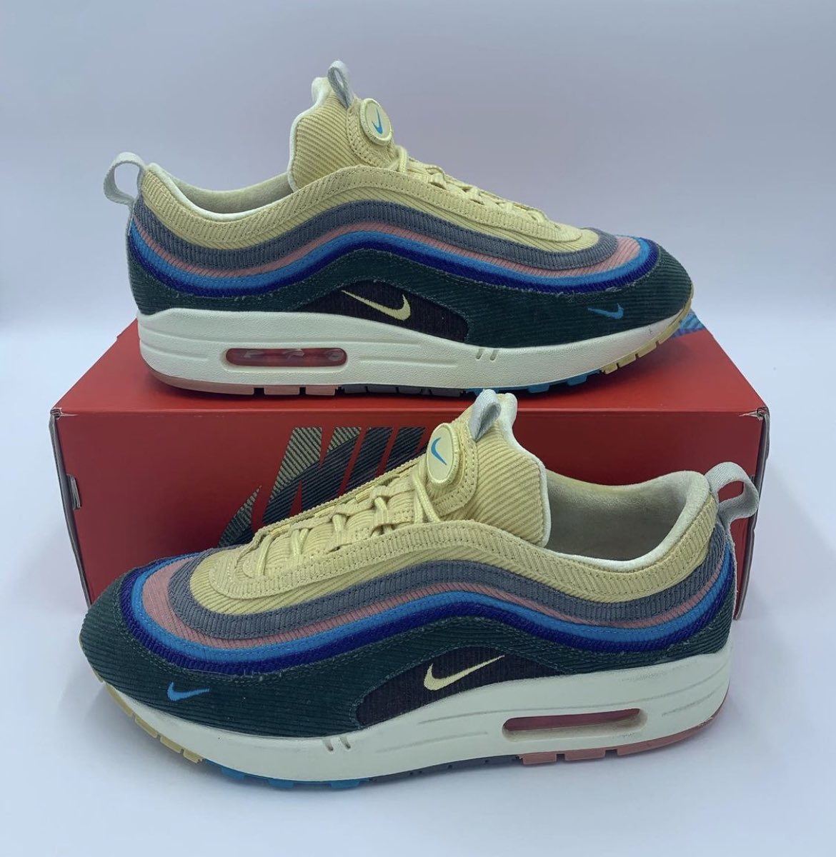 | All sizes available ☑️
| message me now