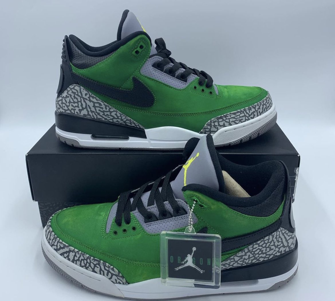 | All sizes available ☑️
| message me now