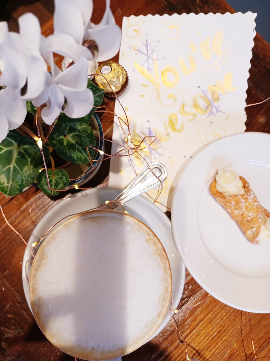 Anna Annette tweet media