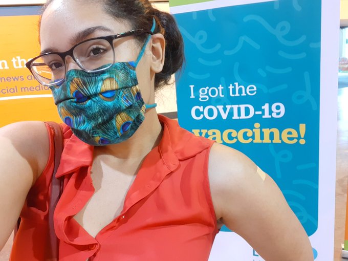 It's the last month of the year. Quote with your favorite pictures of yourself this year. https://t.<a href="/tag/mvsales"class="tags"><span>#mvsales</span></a>