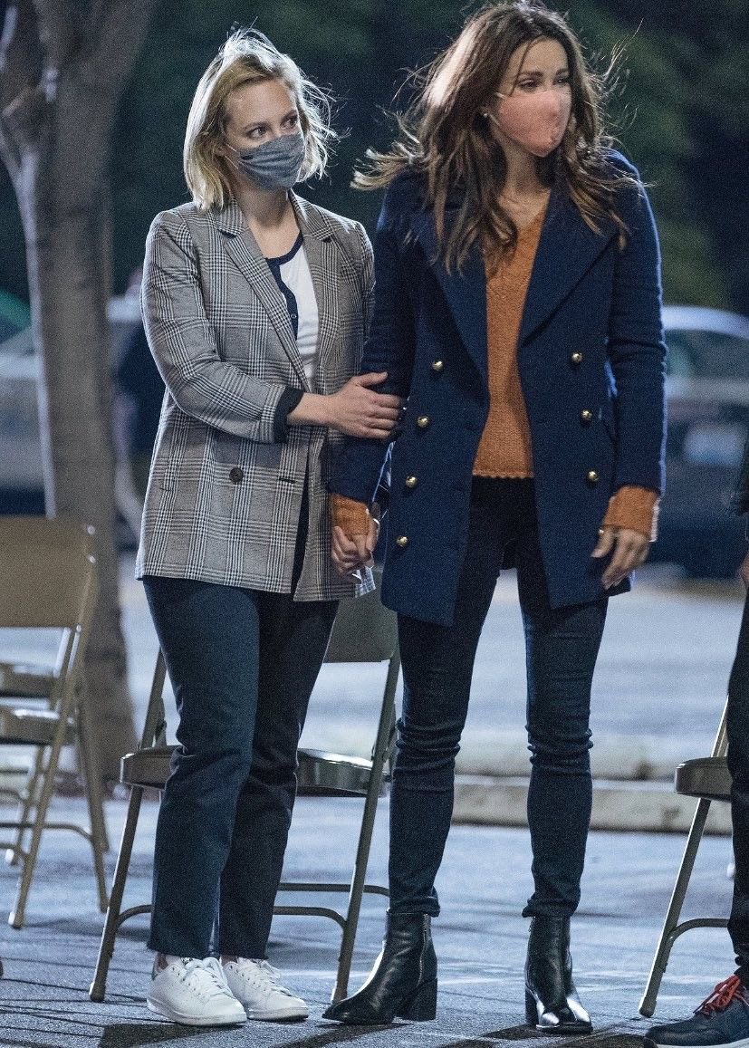 savrefan's tweet photo. Who needs a marina spin off? 🙋‍♀️🙋‍♀️🙋‍♀️ https://t.co/c0CVvLsArg