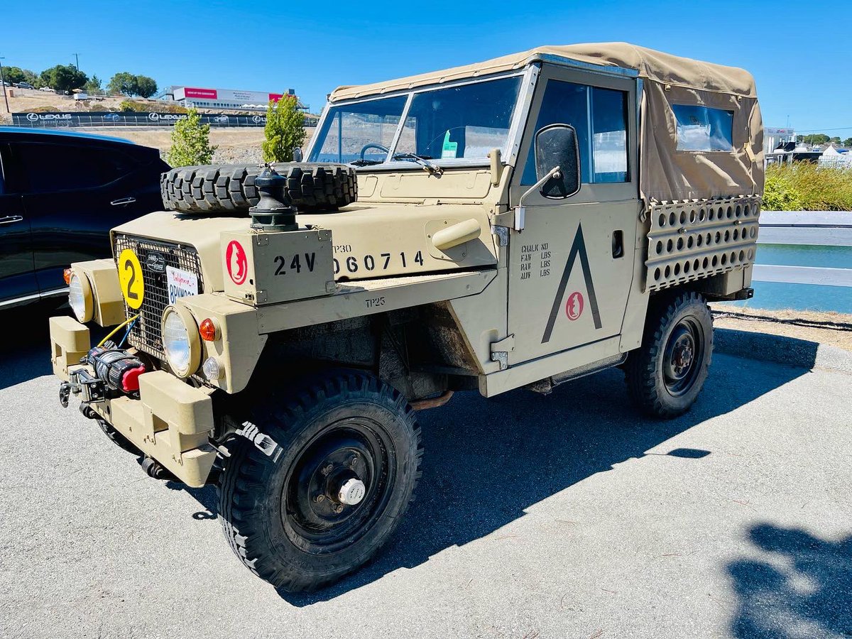 LoudPedalBlog's tweet photo. For any condition…
#landroverdefender #landrover #defender #oldschool #classic #offroad #offroad4x4 #offroading #landroverlife #landroverseries #offroadlifestyle https://t.co/eGWYZyttGY