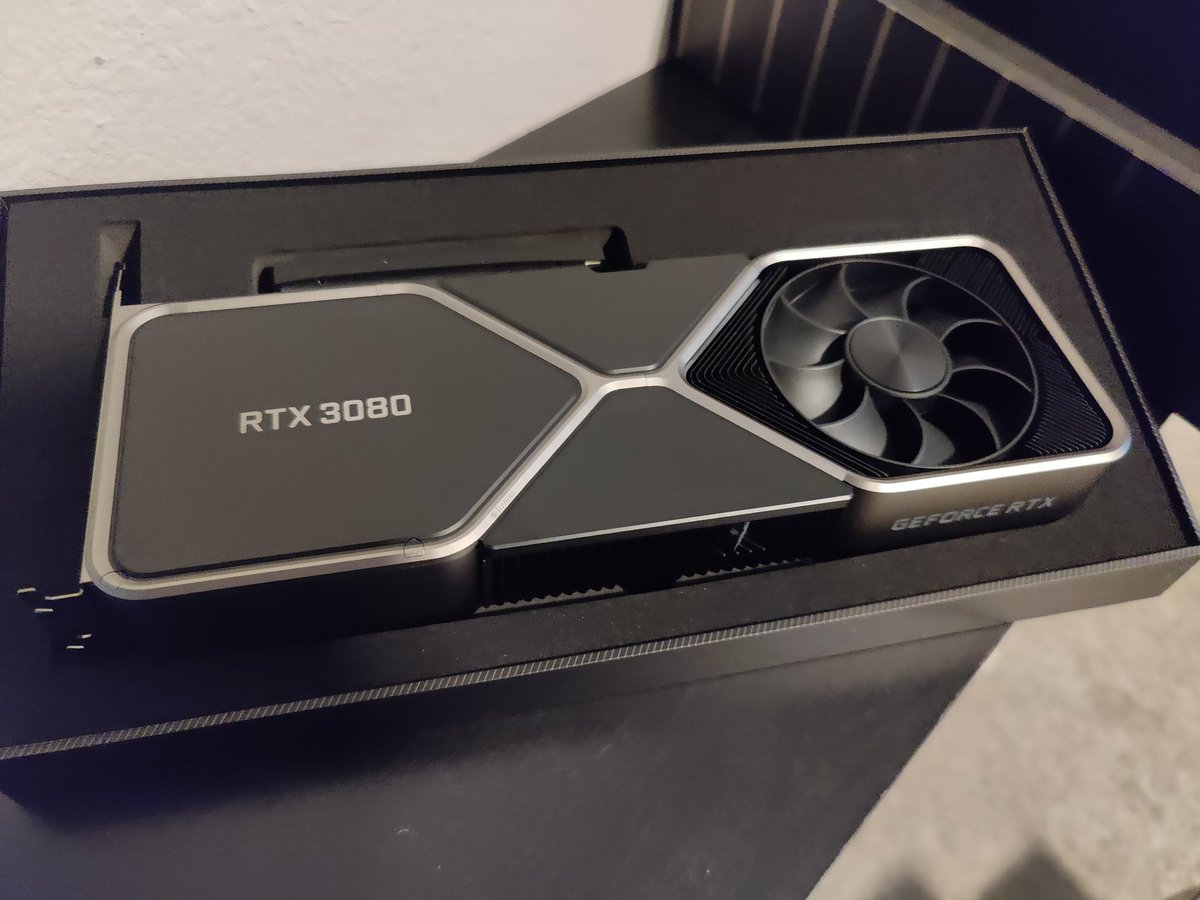theBOSSLYninja's tweet photo. The last 2 components are in. And here's the big surprise of the build... RTX 3080FE! And all of it will be housed in the be quiet! Pure Base 500DX. Now it's just waiting on that bracket for the aio 😬 https://t.co/jf6YmHzYKT