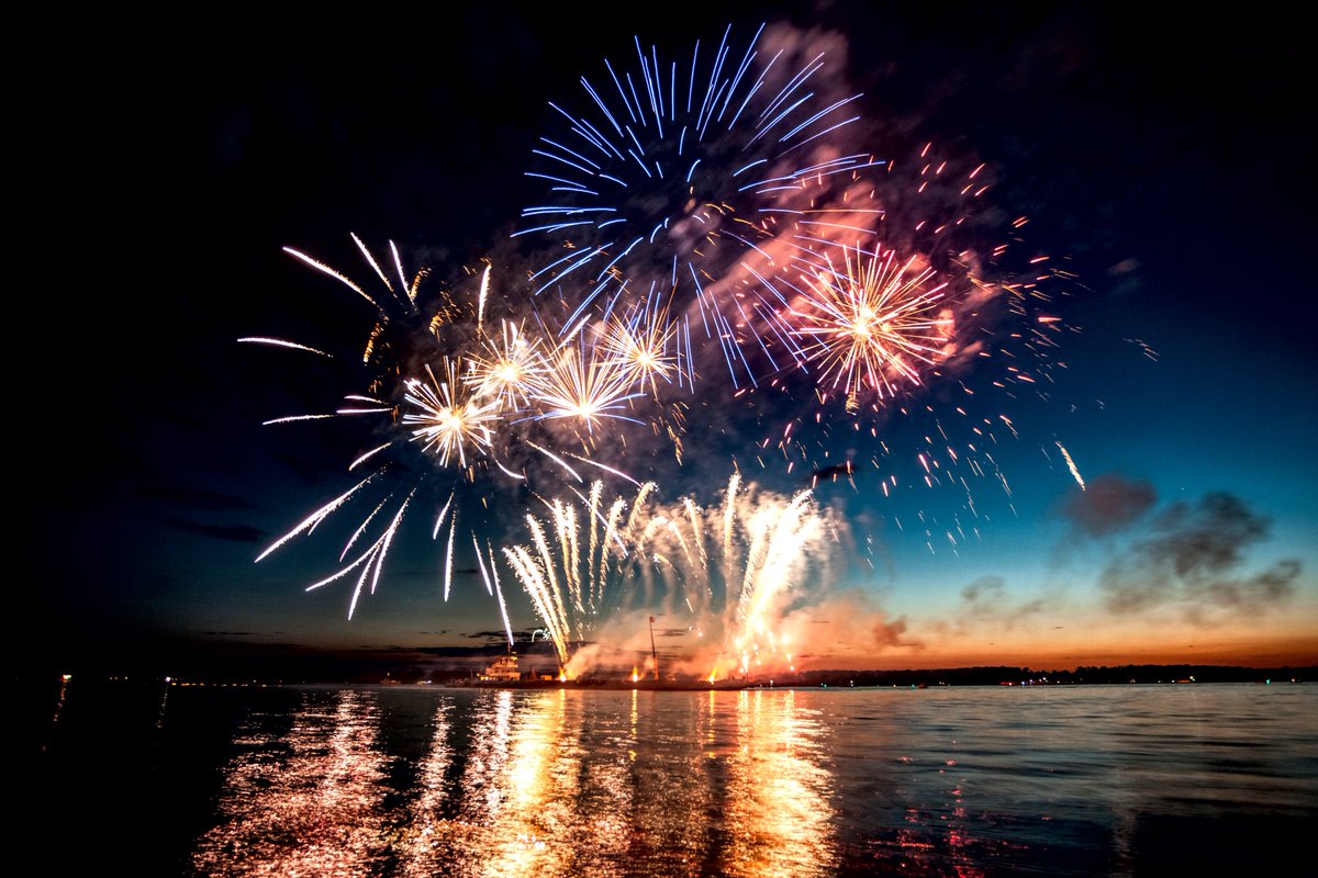 stackry's tweet image. These excellent New Year’s sales will help you get your hands on some great stuff to look forward to in January!
stackry.com/en/Shop-for-Ne…

Happy New Year!