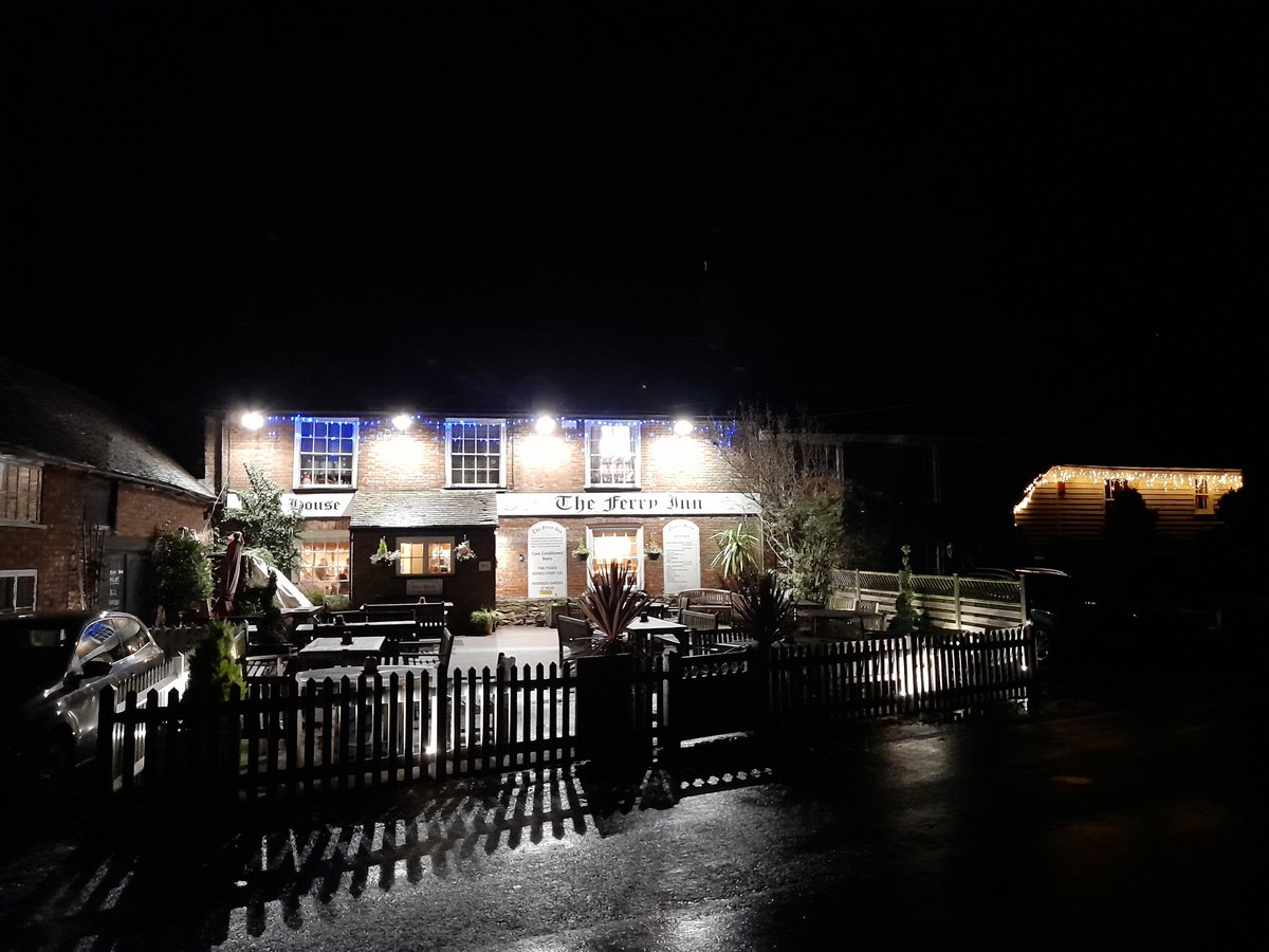 KentPiano's tweet photo. Just passing the Ferry Inn, Oxney, an historic Kentish pub in middle of nowhere .. booked up for a Gluggers Sunday lunch in February .. ๐พ๐ฅ๐๐บ #winelover #kent #beer #Oxney #foodie https://t.co/fvOSgjret1