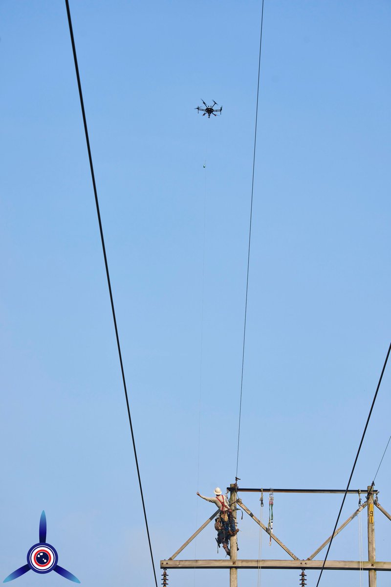 SkyScapeInds's tweet photo. #ThrowbackThursday

As we begin to tap the potential of UAS tech, we are now starting to see tech work WITH humans. SSI's aircraft aide in the stringing of new transmission lines, alongside a linemen.

Technology is fascinating.

#remotesensing #unmanned #drones #aviation https://t.co/QwGu84VOjK