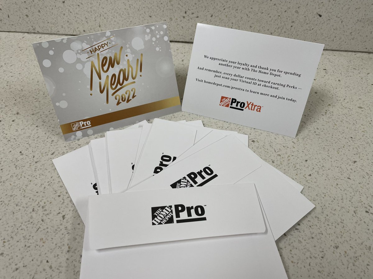 Follow_Jay_'s tweet photo. 🎉Wishing all of our Pro’s a happy new year, Looking forward to prosperous 2022 💫
#PacNorthProud #ProMRO
@D30Tracie @DHRM_D30 https://t.co/8VqGcK6Uuj
