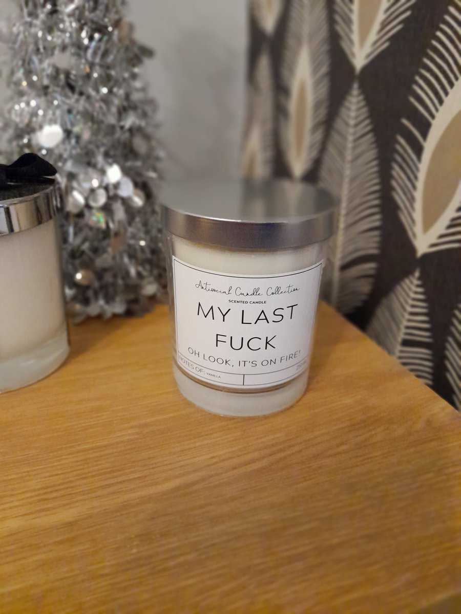 joanneelizabet4's tweet photo. When your children know you well #perfectxmasgift https://t.co/Df6ot0UbtI