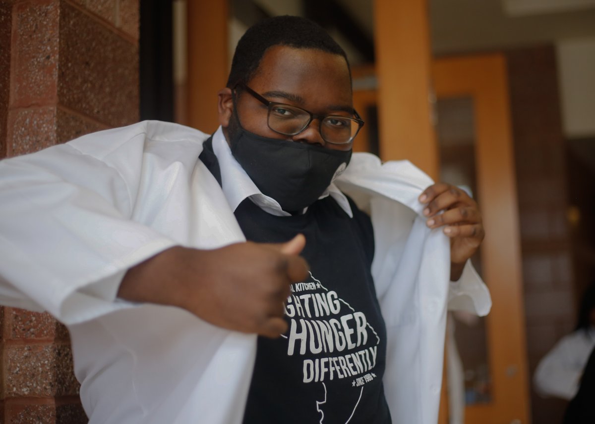 dcck's tweet photo. We're nearing the end of today's #FLASHMATCH supported by the @AARPFoundation
Completing our $50,000 funds a full Culinary Job Training scholarship for 10 students! But we need your help in reaching this goal.
Double your gift TODAY.
https://t.co/GCqmL67ZGJ https://t.co/dMzIMiSQR7