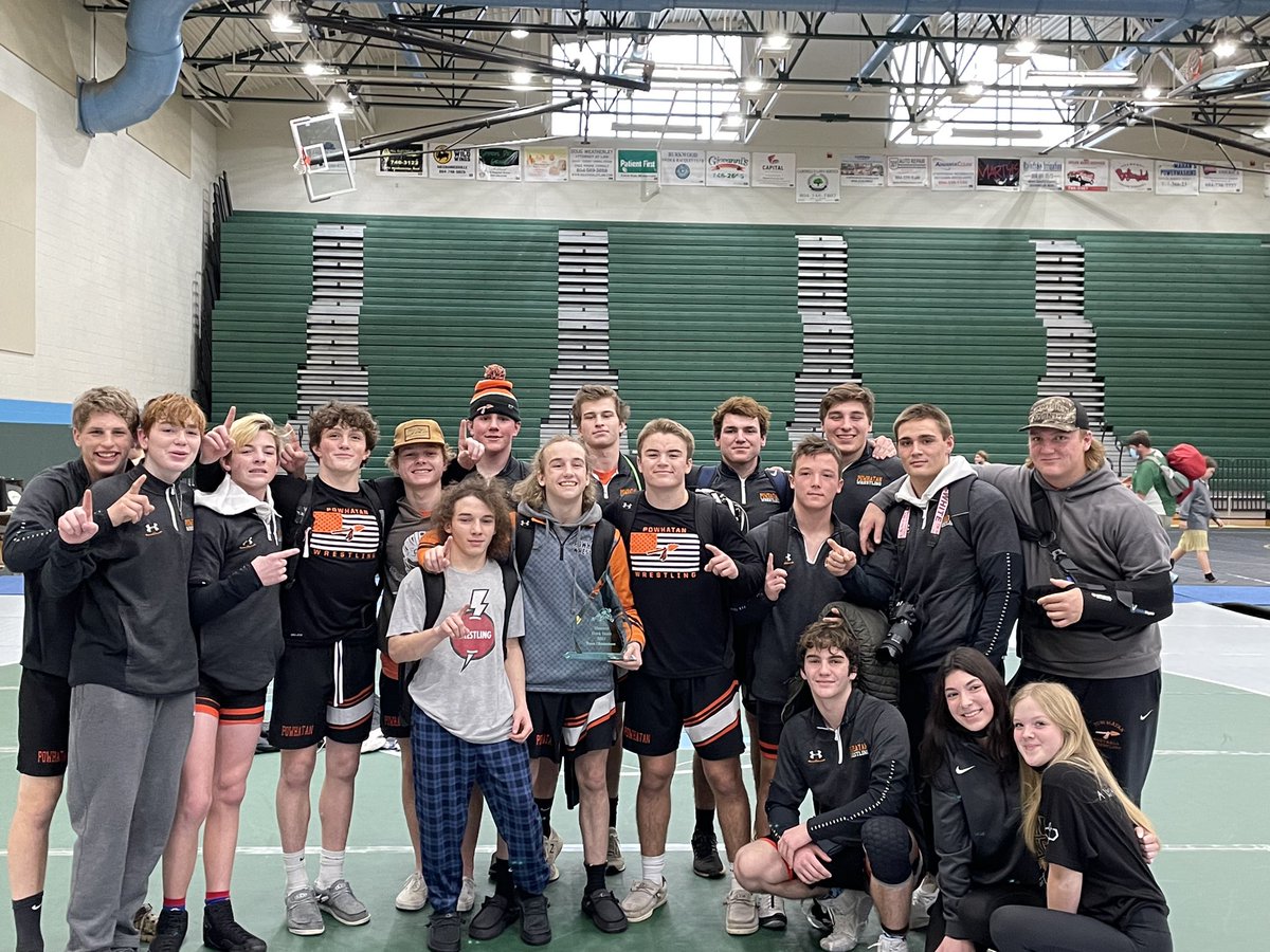 50Lew's tweet photo. Congratulations to @PowhatanHS wrestling as they won the Hanover tournament today. Great way to end 2021 and head into 2022. https://t.co/c6pvZnP27h