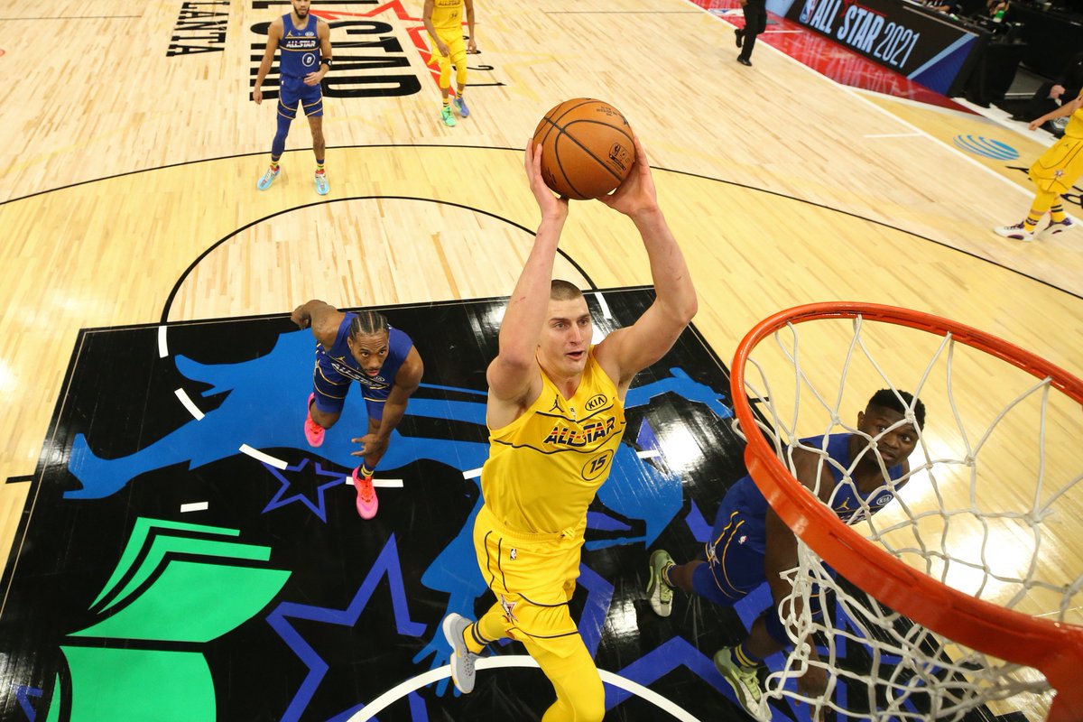 nuggets's tweet image. All-Star games are better with #NikolaJokic in them 🌟

1 RETWEET = 1 VOTE 

#NBAAllStar