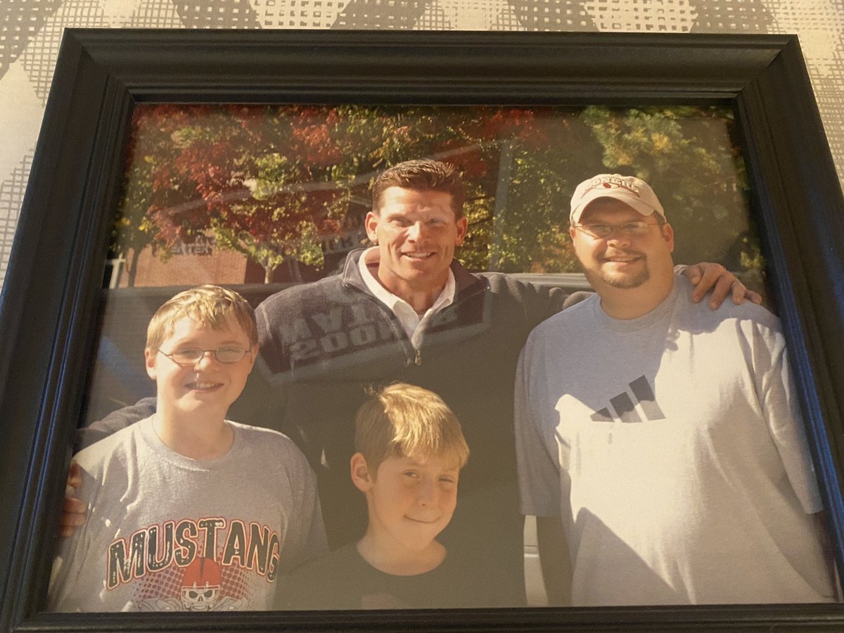 Been with <a href="/CoachVenables/">Brent Venables</a> from the beginning. Glad your back in Sooner Country. #BoomerSooner