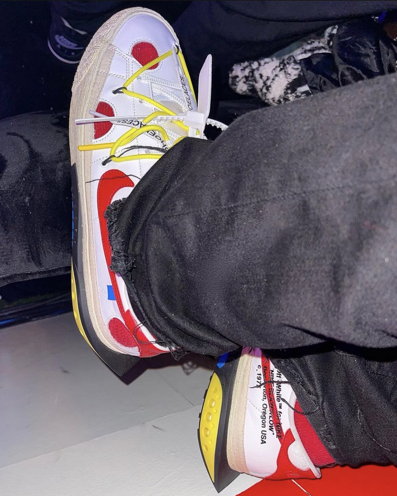 Off white blazers on feet best sale