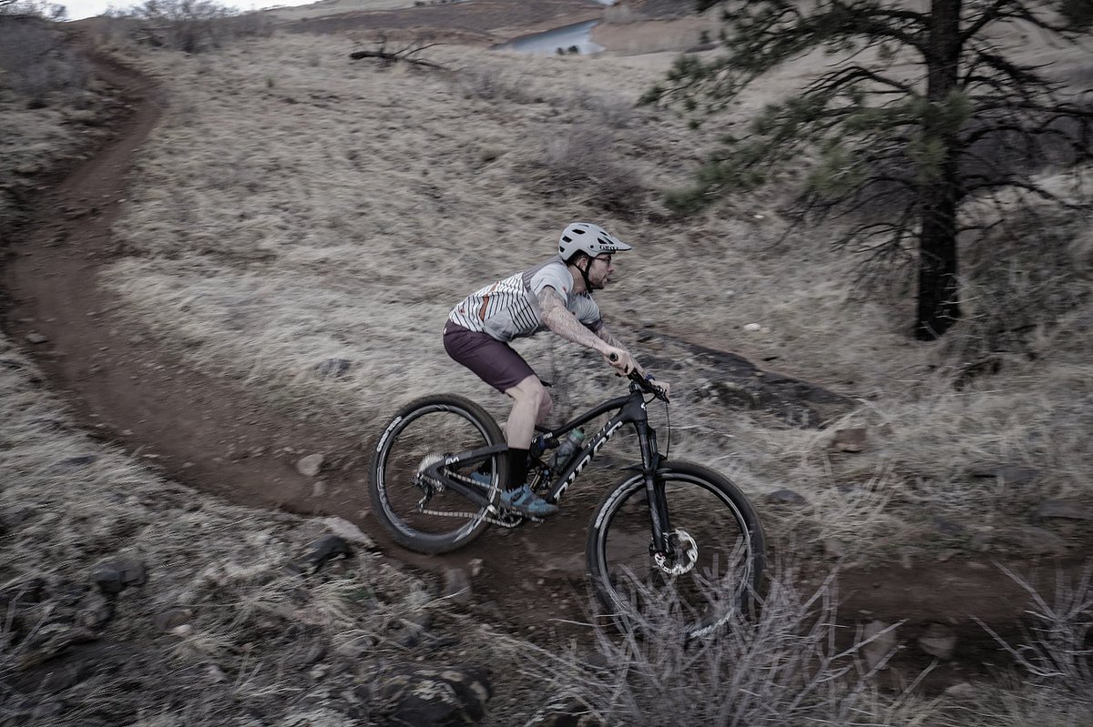 One more day to log your miles for 2021! Did you hit your mileage goal for the year? #pedaltheplanet #cycling #mtb #livetomtb #rideyourbike