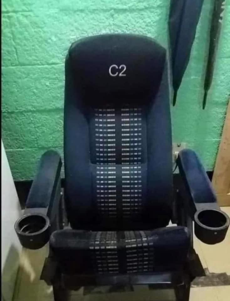 Puvlo69's tweet photo. Pues ya casi es el último día del 2021 y solo quiero expresar mi año con unas imágenes https://t.co/bzjuTF6dTP