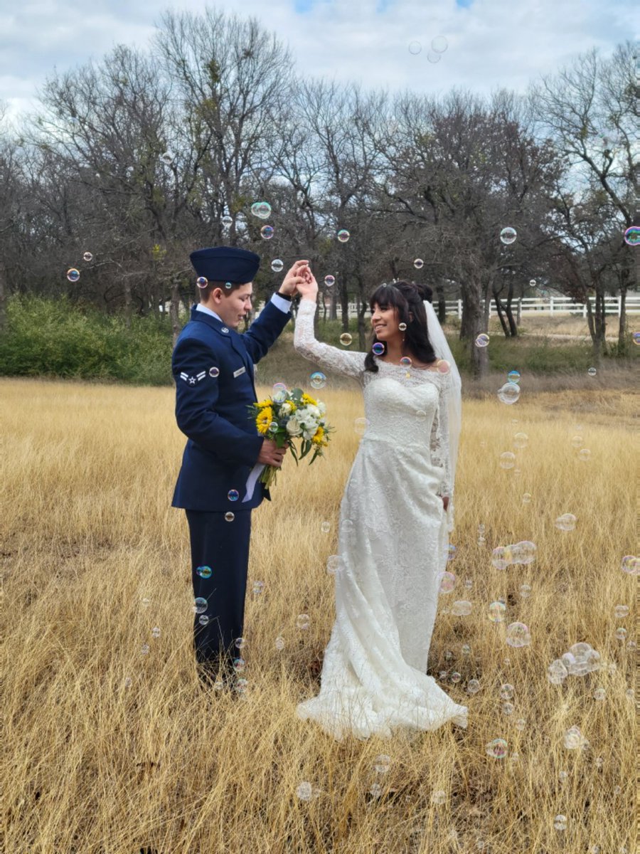 isabella_jay's tweet photo. I got married to my best friend today!! 😤💕 https://t.co/KorSduOsNE