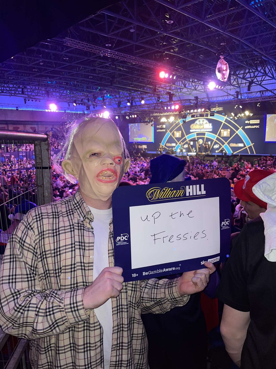 Up the fressies <a href="/reserves_town/">Fairford Town Reserves</a>